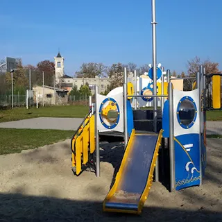 Przedszkole Niepubliczne Szczęśliwe lata Tomasz Czarnik image 2