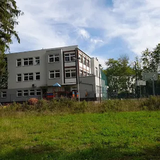 KOLOROWE PRZEDSZKOLE MONTESSORI image 1