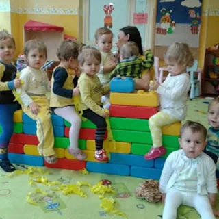Niepubliczne Przedszkole Nr 4 O Profilu Edukacyjno-Przyrodniczym Pod Dębusiem Olbrzymkiem image 1