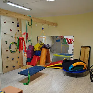 PRYWATNE PRZEDSZKOLE DWUJĘZYCZNE IQ ACADEMY image 1