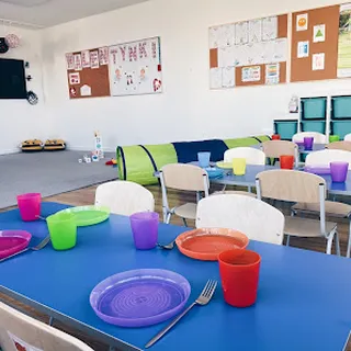 PSZCZÓŁKA DWUJĘZYCZNE PRZEDSZKOLE NIEPUBLICZNE HANNA KUJACH image 4