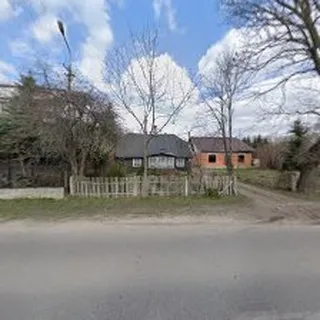 Klub Malucha w Stumilowym Lesie image 1
