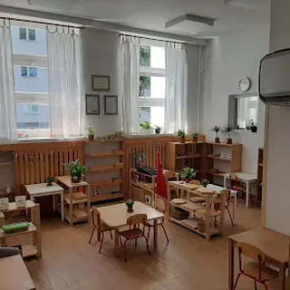PRZEDSZKOLE NIEPUBLICZNE "ZDROWOJEŻ" image 1