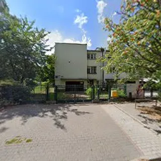 NIEPUBLICZNE PRZEDSZKOLE JĘZYKOWE "BAŚNIOWY DOM" image 1