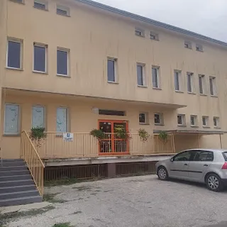 Niepubliczne Przedszkole Pszczółka Maja image 1