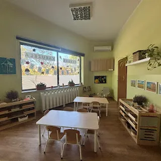 Żłobek Montessori Karuzela image 1