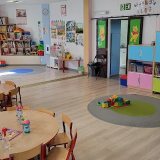 Przedszkole Prywatne Miś image 1