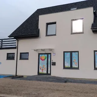 PRZEDSZKOLE NIEPUBLICZNE RADOSNA ISKIERKA image 2