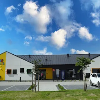 PRZEDSZKOLE WESOŁE ROBACZKI W ROBAKOWIE image 1