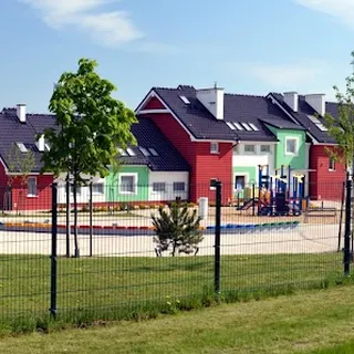 PRZEDSZKOLE SAMORZĄDOWE "WYSPA MARZEŃ" W KUNICACH image 1