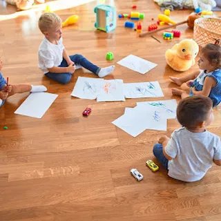 Mali Artyści image 2