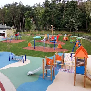 PRZEDSZKOLE NR 4 Z ODDZIAŁAMI INTEGRACYJNYMI "LEŚNA CHATKA" image 1