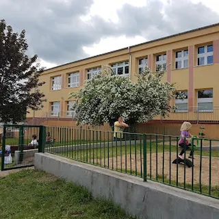 Przedszkole Miejskie Nr 2 Pod Topolą image 1