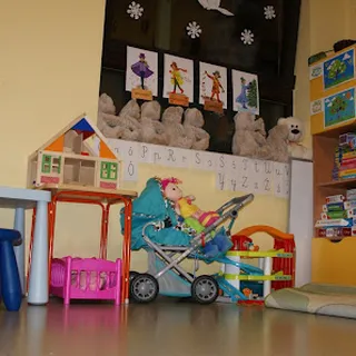PRZEDSZKOLE Z ODDZIAŁAMI INTEGRACYJNYMI NR 226 image 2