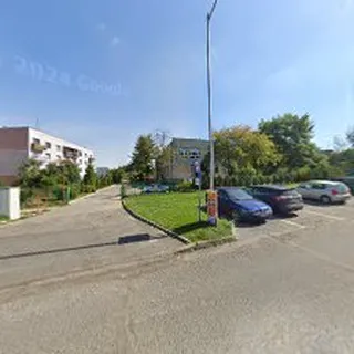TĘCZOWE PRZEDSZKOLE-CENTRUM JĘZYKOWE ,,MEGAN CROW" image 1