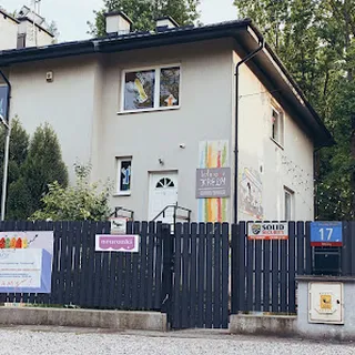 DWUJĘZYCZNO-PROZDROWOTNE PRZEDSZKOLE NIEPUBLICZNE KOLOROWE KREDY image 6