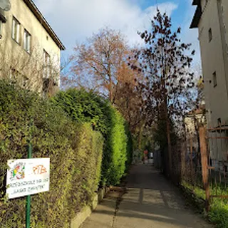 PRZEDSZKOLE NR 162 "SASKI ZAKĄTEK" image 1