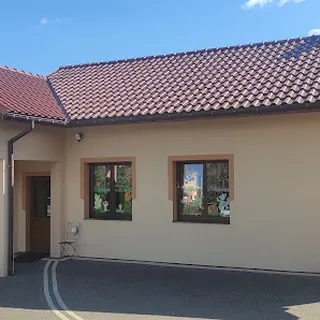Chatka Małolatka - Przedszkole Niepubliczne image 1