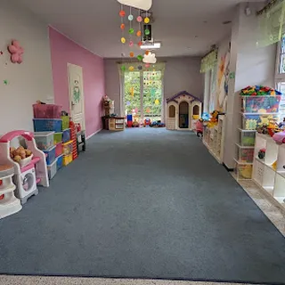 Europejskie Przedszkole Klub Kubusia Puchatka Vii image 1