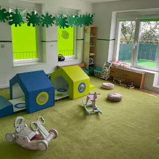 ŻŁOBEK MALI ARTYŚCI image 2