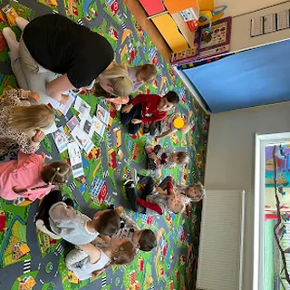 Przedszkole Niepubliczne Wioska Smerfów image 3