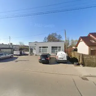 JĘZYKOWY PUNKT PRZEDSZKOLNY "WESOŁA CHATKA MAŁOLATKA" image 1