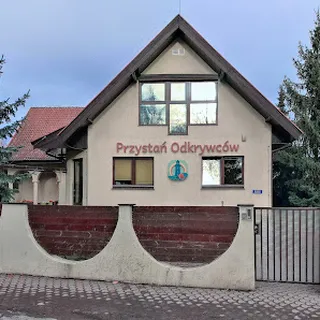 NIEPUBLICZNE POLSKO-ANGIELSKIE PRZEDSZKOLE MOTESSORI PRZYSTAŃ ODKRYWCÓW image 2