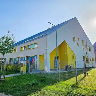 PUBLICZNY ŻŁOBEK NR 5 DOM BAJKI image 1