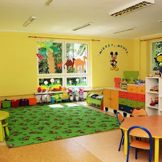 PRYWATNE NIEPUBLICZNE PRZEDSZKOLE "KAROLINKA" image 1