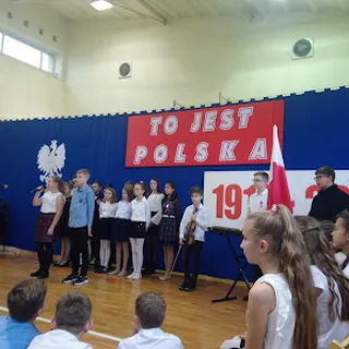 PUNKT PRZEDSZKOLNY W SZKOLE PODSTAWOWEJ NR 3 IM. OBROŃCÓW WESTERPLATTE W GOSTYNINIE image 1