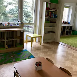 PUNKT PRZEDSZKOLNY "ZIELONY LATAWIEC" image 2