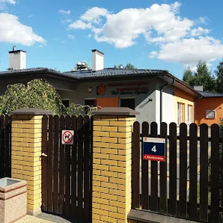 PRZEDSZKOLE SAMORZĄDOWE W GARBATCE-LETNISKU "POD SOSNOWĄ SZYSZKĄ" image 1