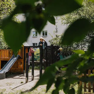 PRZEDSZKOLE NIEPUBLICZNE WIOSKA L'ATELIER image 1