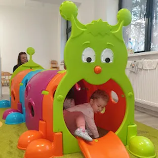 Żłobek HAPPY KIDS image 1