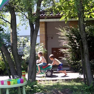 NIEPUBLICZNE PRZEDSZKOLE "ZIELONY ZAKĄTEK MONTESSORI" image 2