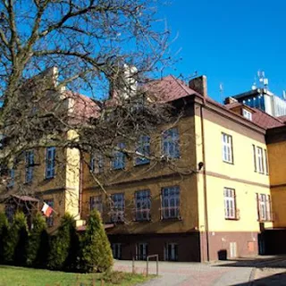 Przedszkole Nr 10 Zgromadzenia Córek Bożej Milości Im Jana Pawła Ii image 2