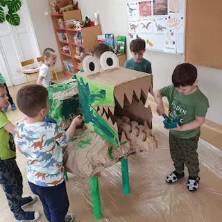 Przedszkole Samorządowe  Kolorowy Świat W Zaniemyślu image 2