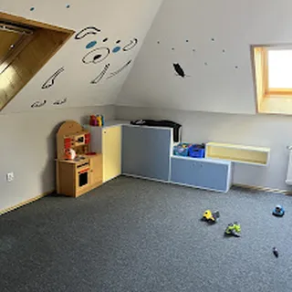 Leśne Przedszkole Akademia Bystrzaka image 1