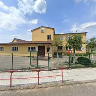 Zespół Placówek Oświatowych Im Ksandrzeja Przybyły Sdb -Niepubliczne Małe Przedszkole Leśne Skrzaty image 1