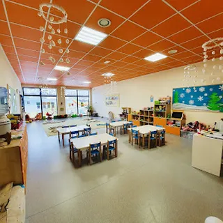 Żłobek Mali Odkrywcy image 1