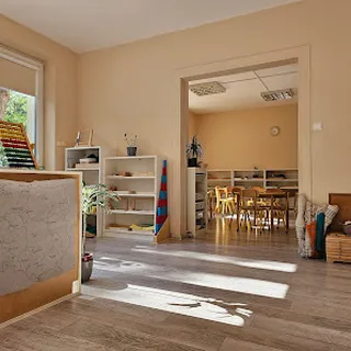 NIEPUBLICZNE PRZEDSZKOLE DOMEK MONTESSORI image 3