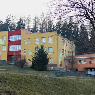PRZEDSZKOLE image 1