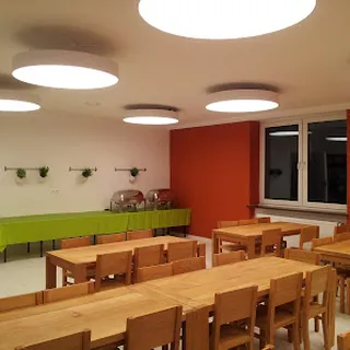 NO BELL PRZEDSZKOLE MONTESSORI image 2