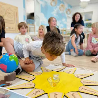 NADMORSKIE PRZEDSZKOLE MONTESSORI o Profilu Językowym image 1