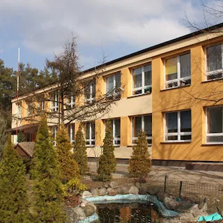 GMINNE PRZEDSZKOLE "POD STUMILOWYM LASEM" W PĘCLINIE image 2