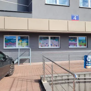 PRZEDSZKOLE NIEPUBLICZNE "TWÓRCZE ŁAPKI"
