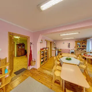 PRZEDSZKOLE PRYWATNE "MOTYLOWO" image 2