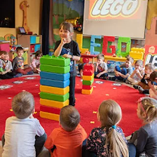 PRZEDSZKOLE JĘZYKOWE ,,KANGUREK" - miniatura 2