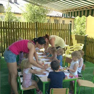 Prywatne Przedszkole Anglojęzyczne "Kinder'Ki" image 2
