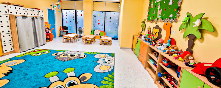 Żłobek "Maleństwo i Przyjaciele" - zdjęcie 1